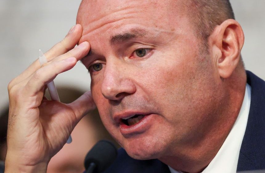 Mike Lee blocks bill to stop Trump from demolishing Kennedy Center