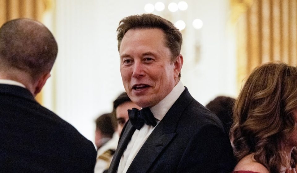 Social networks refuse to broadcast paid advertisements for the documentary “Musk”