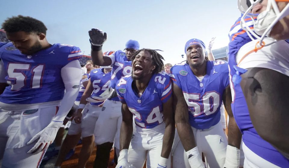 AP Top 25: Florida moves up 13 spots after win over Ole Miss