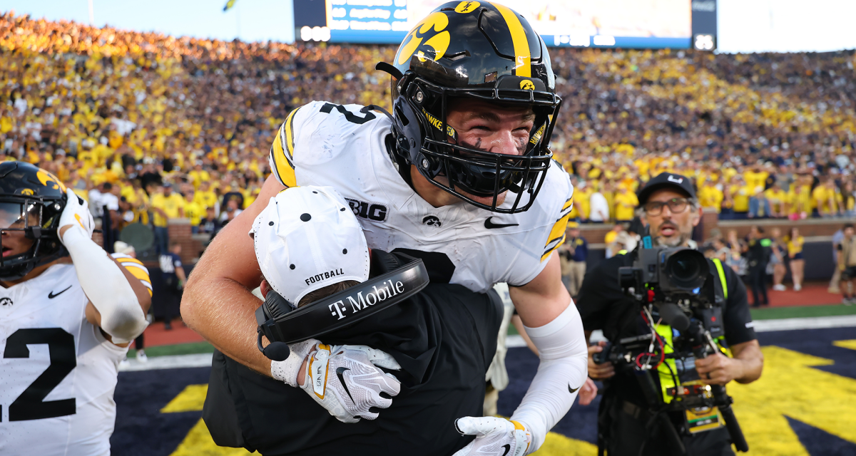 College football winners, Week 4 losers: Iowa emerges as threat for Big Ten title