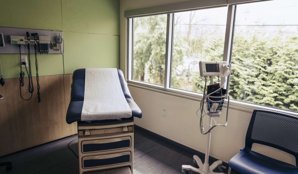 I Went to a Longevity Clinic: These 3 Lessons Completely Changed the Way I Think About Aging