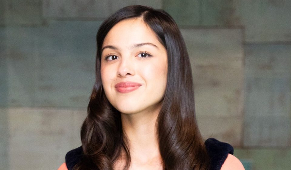 Olivia Rodrigo's dress literally melts on her body on stage