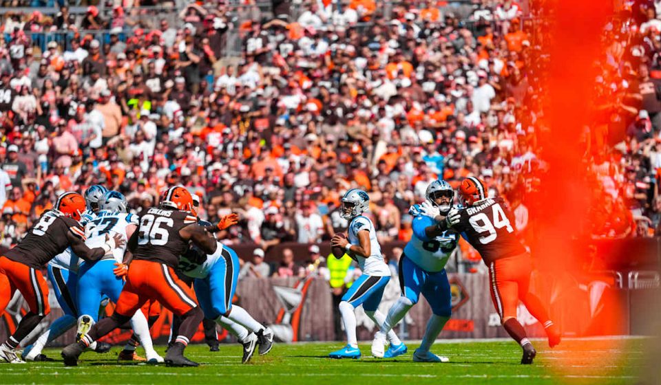 Quick Reactions: Panthers fall on the road late in Cleveland