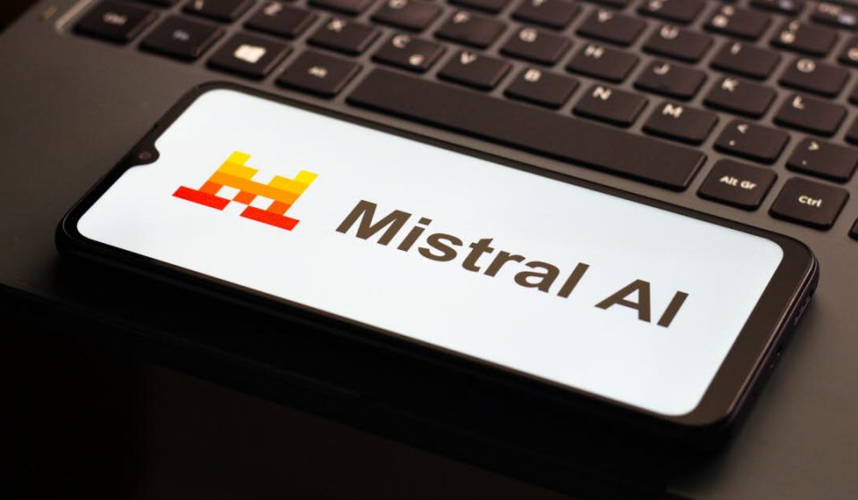 Artificial intelligence. Fraud, cybersecurity... The State engages with Mistral to deploy AI in ministries