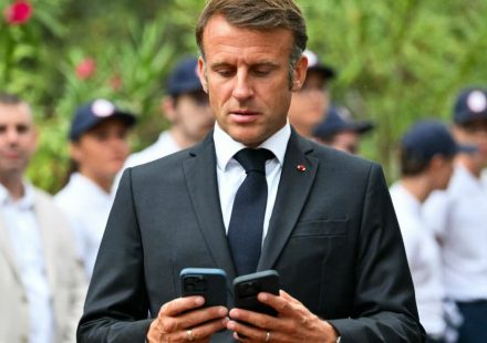 Policy. Ban on social networks for under 15s: Macron would like a European measure