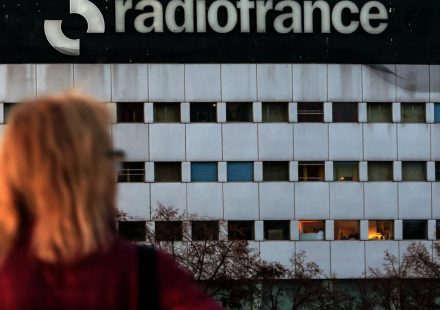 Media. Charles Sapin's editorial transformed into a contradictory debate? The strike maintained at France Inter