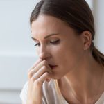 Emotional distress when stopping antidepressants appears to be due to withdrawal, not relapse