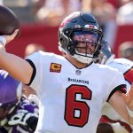 Buccaneers quarterback Baker Mayfield suffered dislocated right thumb in loss to Vikings | Latest NFL News, Analysis and Updates