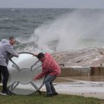 Powerful northeast brings winds, flooding to East Coast: NPR