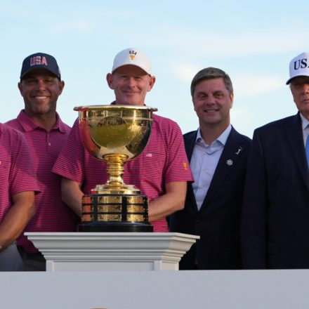 Americans rally in singles to win Presidents Cup for 11th straight time
