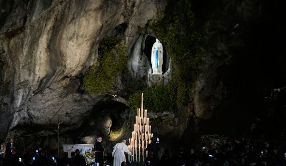 Pope Leo celebrates open-air mass in front of 800,000 people in Paris