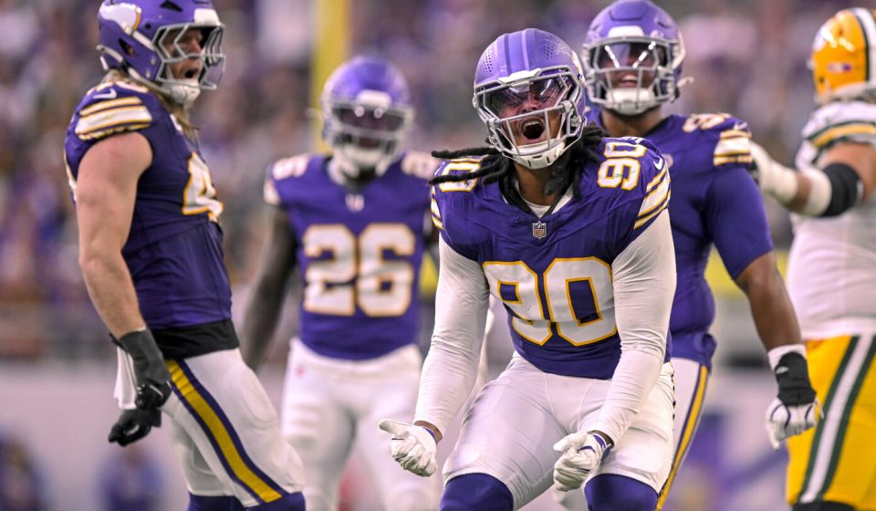 Getting on the defensive: Week 4 fantasy plays led by Vikings, Seahawks; best streaming defenses Getting on the defensive: Week 4 fantasy plays led by Vikings, Seahawks; best streaming defenses