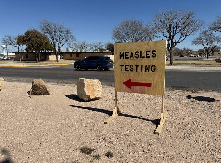 Measles cases in Pennsylvania exceed 900 as outbreak spreads Measles cases in Pennsylvania exceed 900 as outbreak spreads