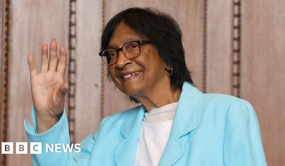 Former UN human rights chief Navi Pillay wins Nobel Peace Prize - BBC News Africa