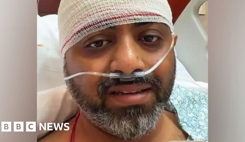 Flydubai co-pilot attacked captain with axe, UAE official says - BBC News Africa