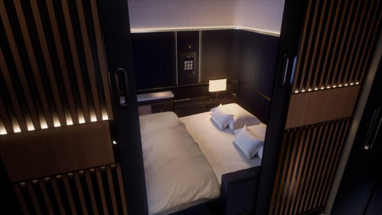 Delta overhauls Delta One class with new seats, menus and tableware
