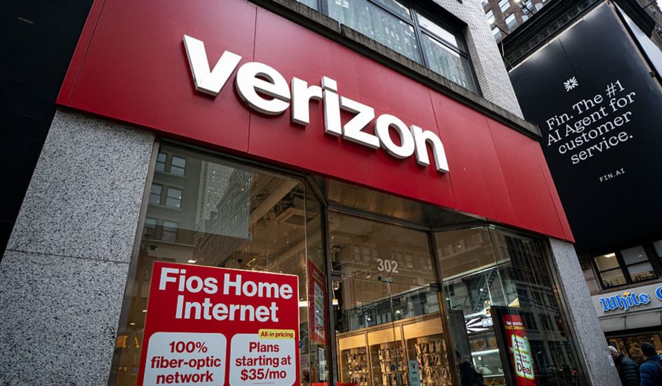 Verizon, AT&T and T-Mobile sell their SpaceX network plans in the United States