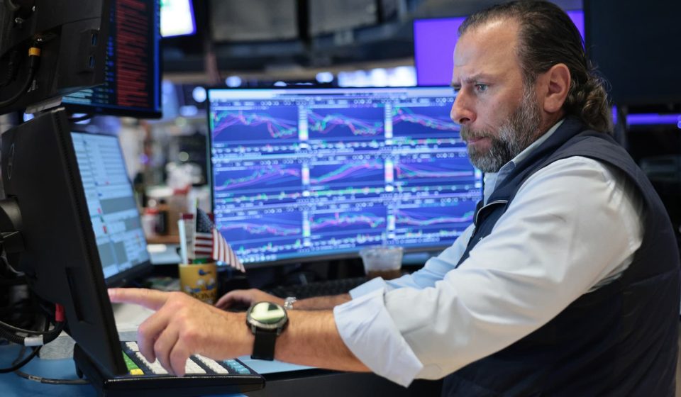 10-year Treasury yield hits highest level since 2002 as traders prepare for key bond selloff 10-year Treasury yield hits highest level since 2002 as traders prepare for key bond selloff