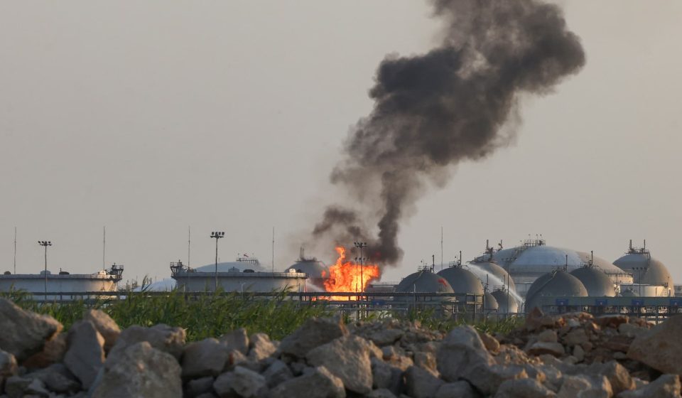Booms and flight disruptions in Riyadh as Saudi-Houthi war intensifies