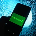 Robinhood shares fall 4% as crypto crisis weighs on profits, offsetting new business gains