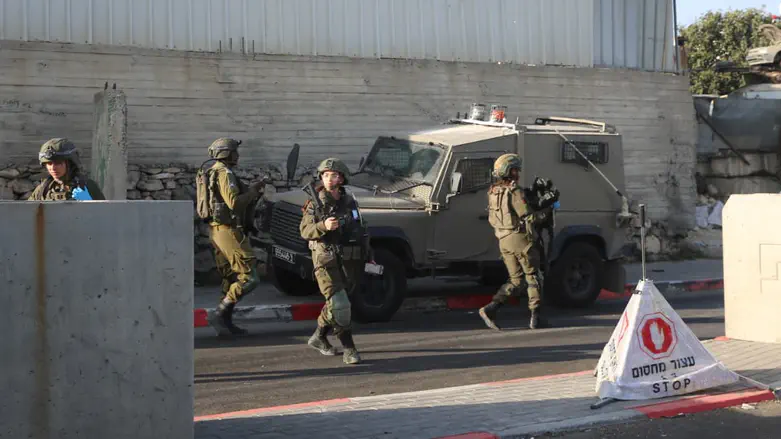 Terrorists eliminated | Two people seriously injured in shooting near Judea Junction