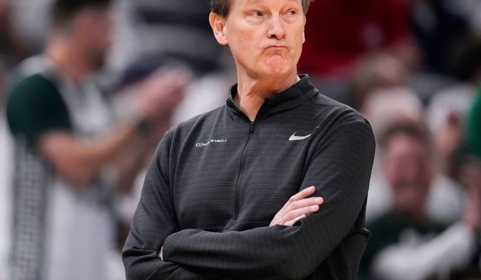 Dana Altman retires from Oregon men's basketball