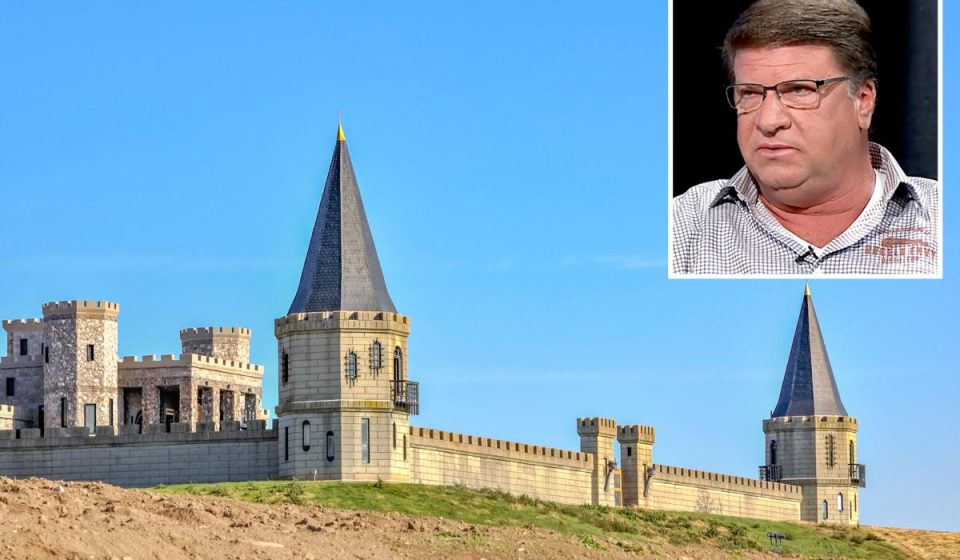 Kentucky bourbon maker accused by family members of secretly filming them having sex: trial