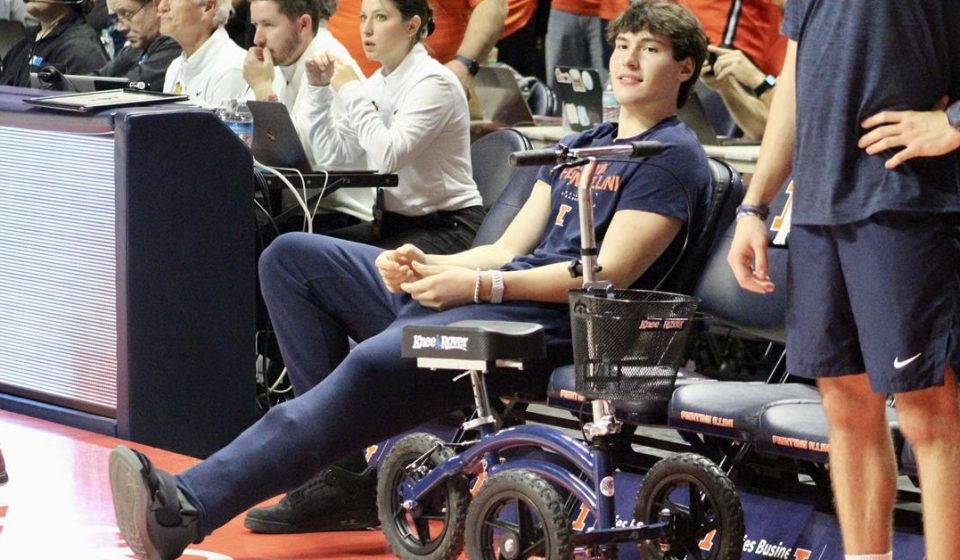 Illini star David Mirkovic back in boot but 'no setback'; Ivisic twins, Stojakovic leaves injured