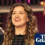 'Wow, man. You're an idiot': why Kelly Clarkson is fighting for a $15,000 bird on social media | Kelly Clarkson
