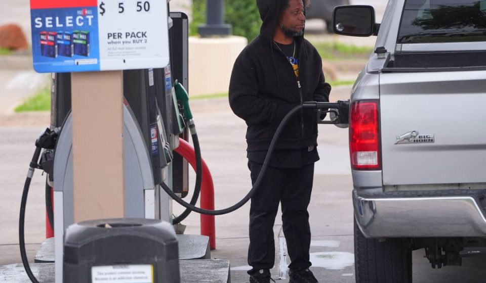 High Gas Prices Keep Drivers Away from Large Trucks and SUVs