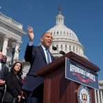 Democrats consider limiting presidential power