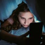 Child psychiatrist: screen time is not the main threat to children