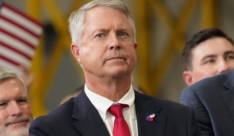 Senator responds to viral post about his unpaid bill