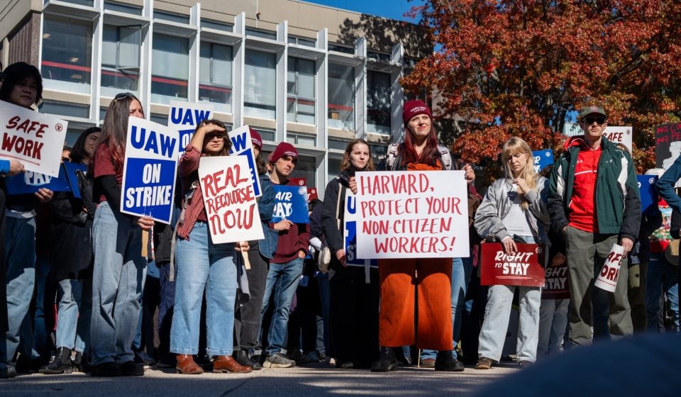 Live: Harvard grad workers strike for second time this year Live: Harvard grad workers strike for second time this year