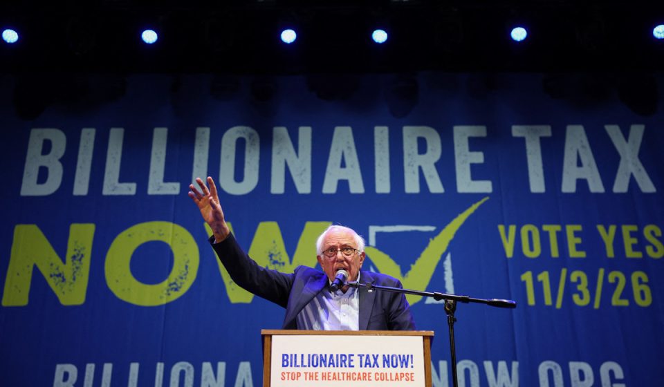Bernie Sanders belatedly pushes for billionaire tax in California Bernie Sanders belatedly pushes for billionaire tax in California