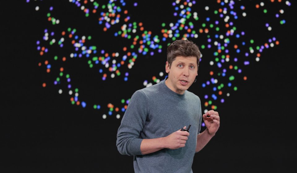 Sam Altman at Decoded: “The world should accept that bad things happen” for the benefit of AI