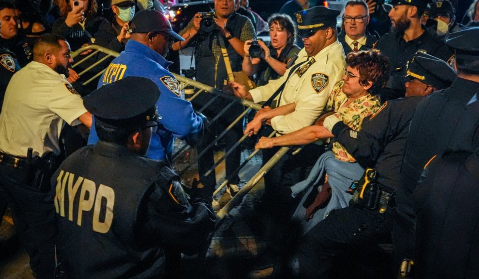 DSA to Mamdani: Fire New York Police Commissioner if ICE doesn't leave New York