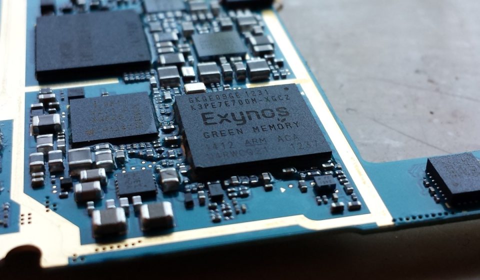 New insider tip claims the Samsung Galaxy S27 Ultra will only be available with a Qualcomm chipset