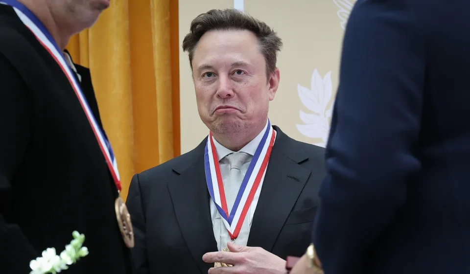 Starlink restrictions in Ukraine spark suspicions of retaliation between Musk and Trump