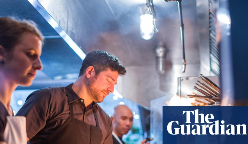 Commercial kitchen staff exposed to high levels of air pollution, study finds | Air pollution