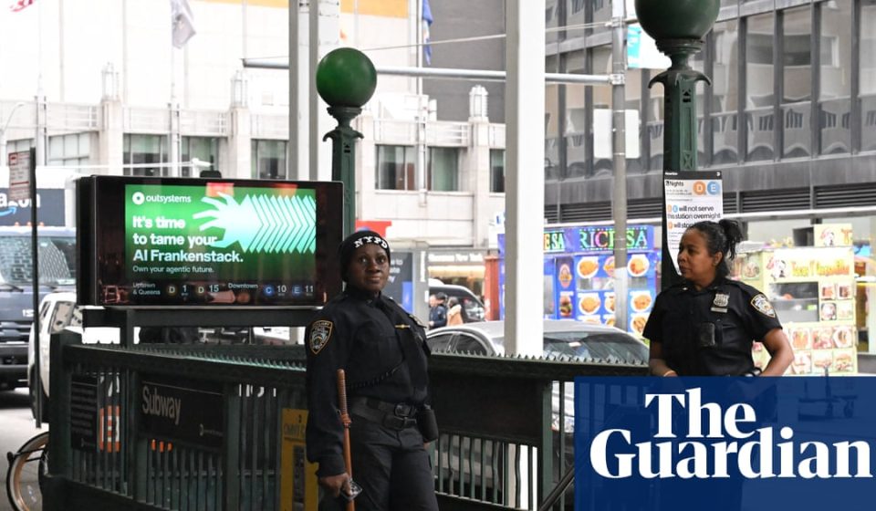New York police search for suspect in fatal subway station shooting | new York