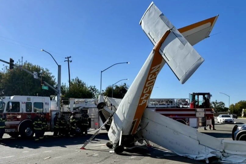 San Jose plane crash injures 1 child, 2 adults