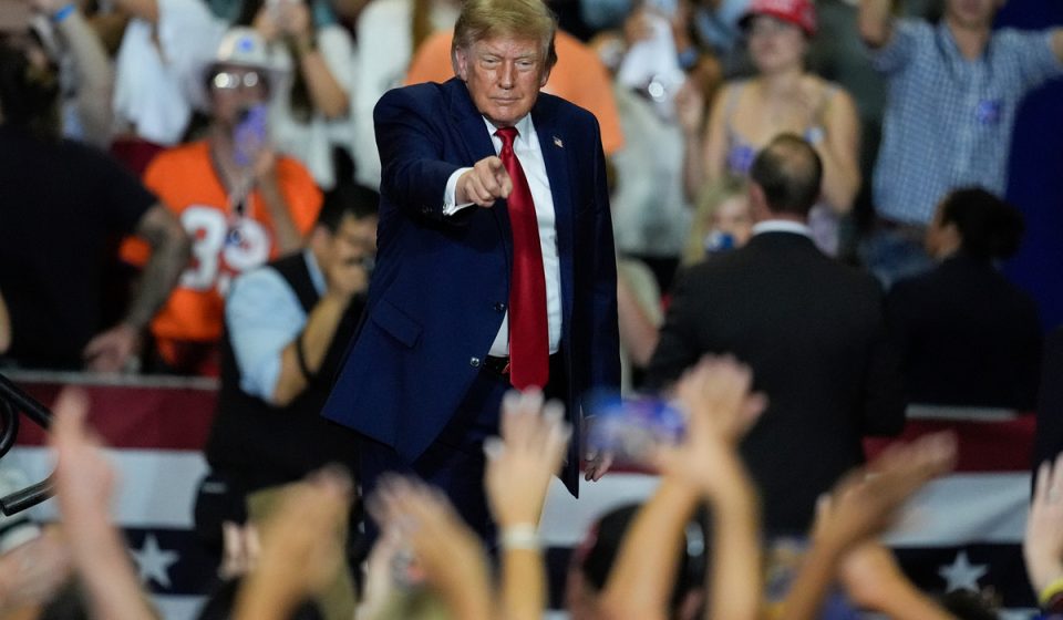 Trump's midterm promises have a catch: The Republican Party must win