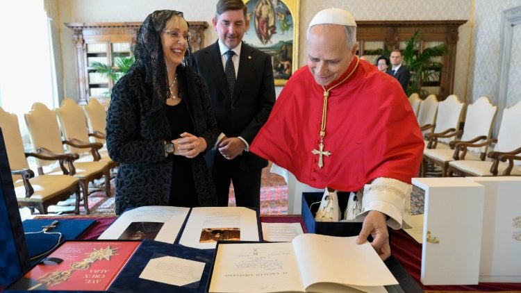 Pope Leo XIV receives the President of the Republic of Slovenia