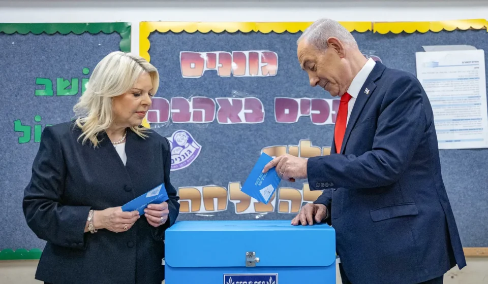 Netanyahu and Eisenkot blocs deadlock, lack majority Netanyahu and Eisenkot blocs deadlock, lack majority