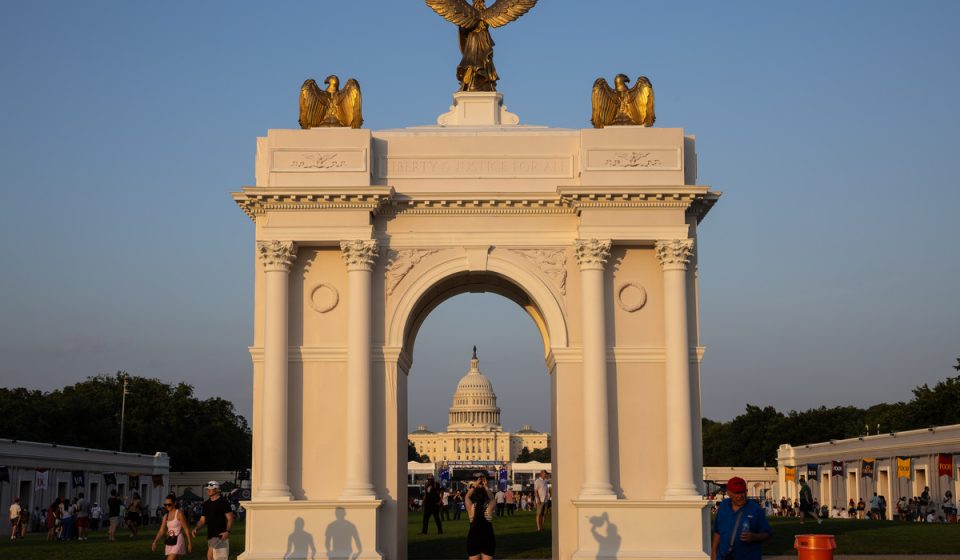 Hegseth and Mullin rename the triumphal arch as a “generational national defense opportunity”