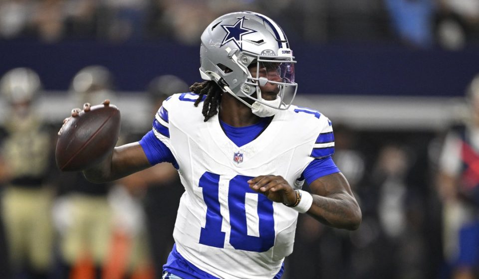 Eagles sign quarterback Joe Milton
