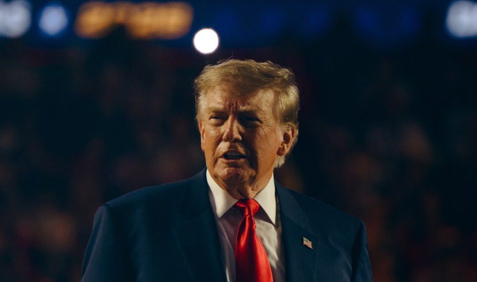Trump to meet with Ken Paxton next week in San Antonio