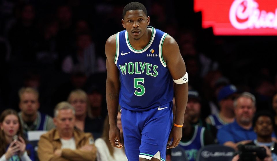 Anthony Edwards knee injury and recovery timetable detailed by Wolves’ Connelly in new video Anthony Edwards knee injury and recovery timetable detailed by Wolves' Connelly in new video
