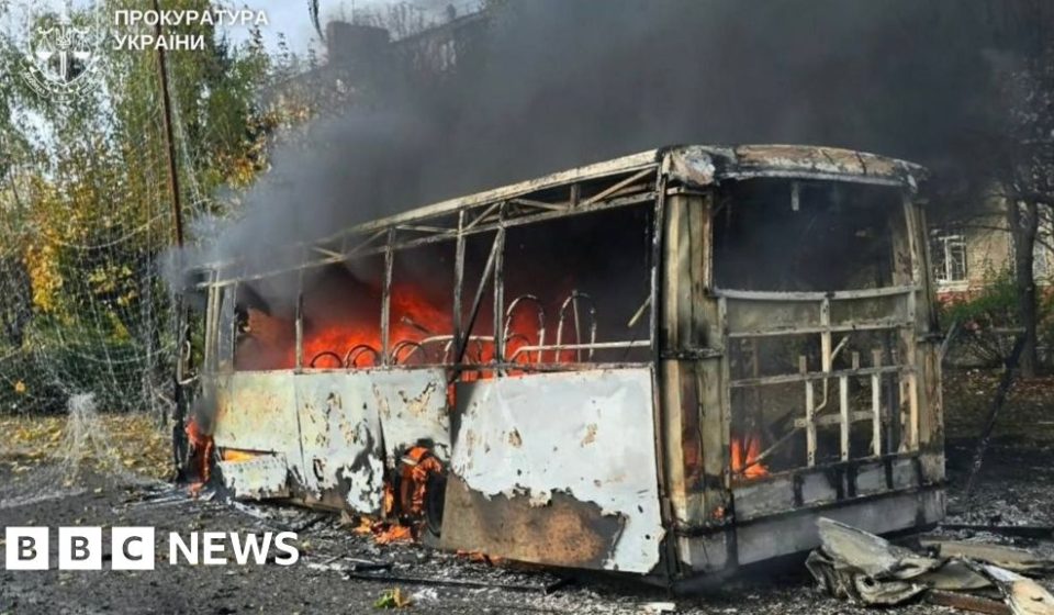 Russian strike on buses kills 33, officials say, as deadly attacks on Ukraine mount - BBC News Africa